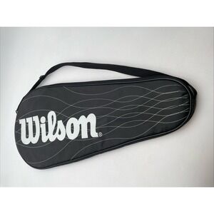 WILSON SINGLE ZIPPERED TENNIS RACQUET COVER WITH STRAP